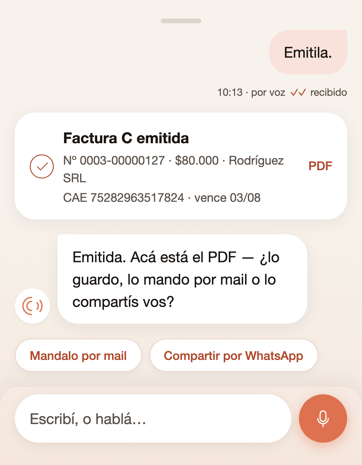 Factura C emitida con su número y su CAE, y las opciones de guardarla en Drive, mandarla por mail o compartirla